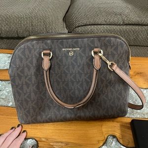 Michael Kors Large Dome "Cindy" Bag